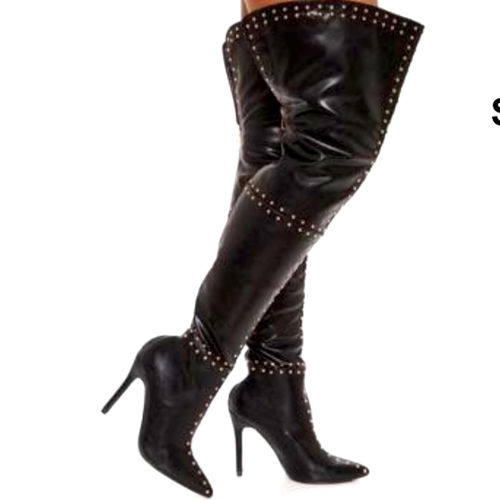 Strutting Baddie Boots Size 6.5 Fashion Nova